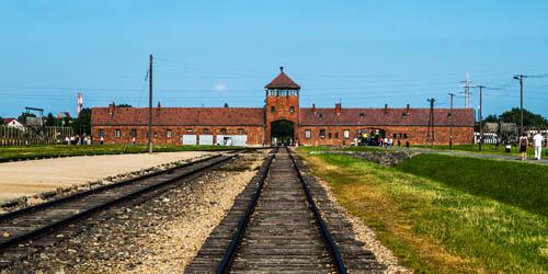 Auschwitz togspor